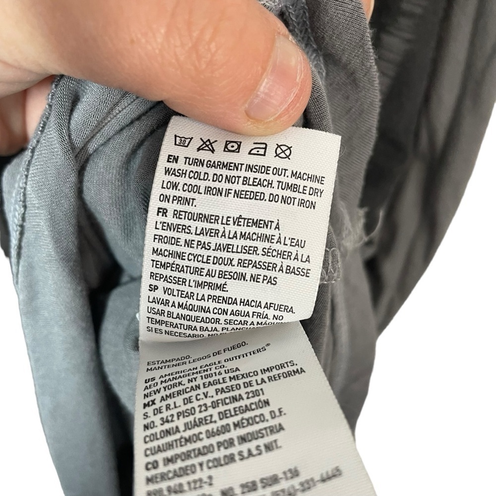 American Eagle Outfitters Grey Graphic Racerback Tank - Picture 6 of 8
